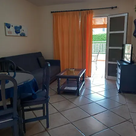 Apto. Pina De Mar Apartman *